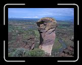 Smith Rocks - Monkey Face * 2272 x 1704 * (1.24MB)